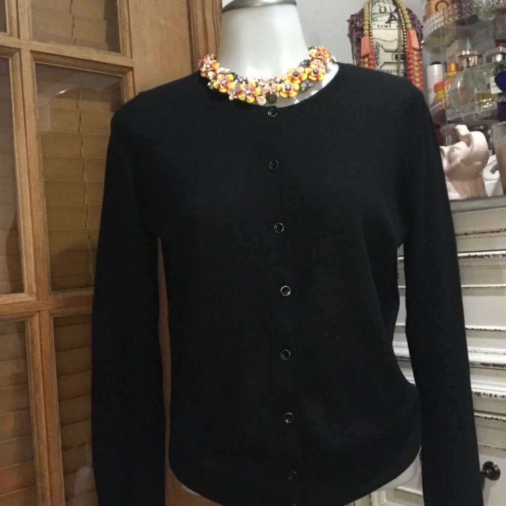 ✨️2 for $30✨️GAP size small long sleeve cardigan in black & citrus green